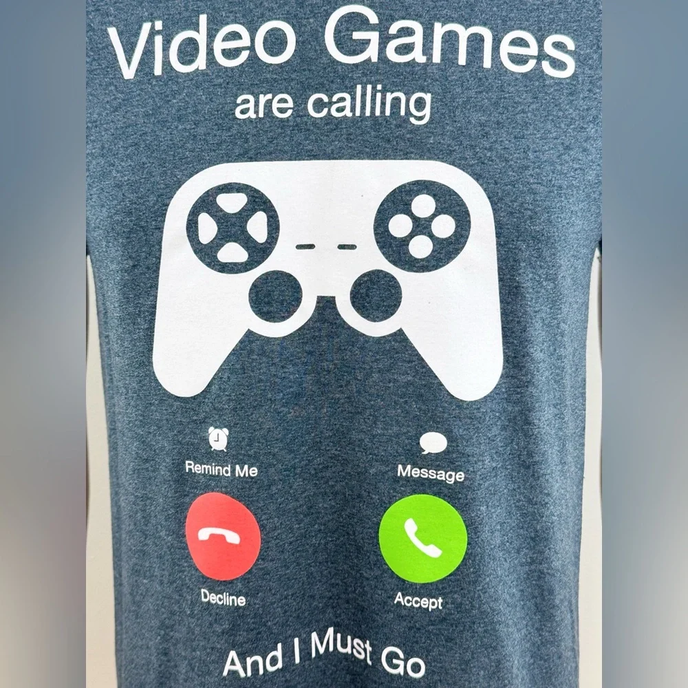 Video Games are Calling And I Must Go, Graphic T-Shirt, Men's Size Medium (Gray) - Picture 2 of 7